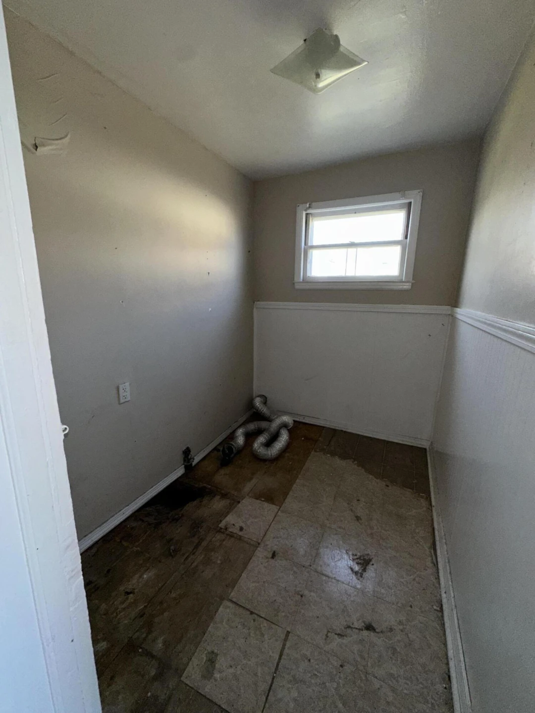 807 Patterson AVE - Photo 26