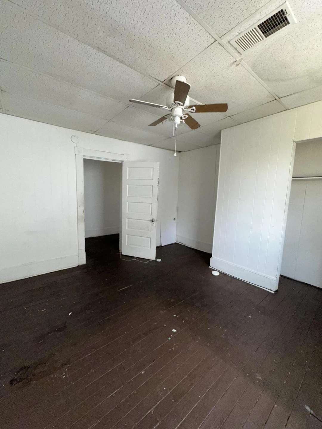 807 Patterson AVE - Photo 8