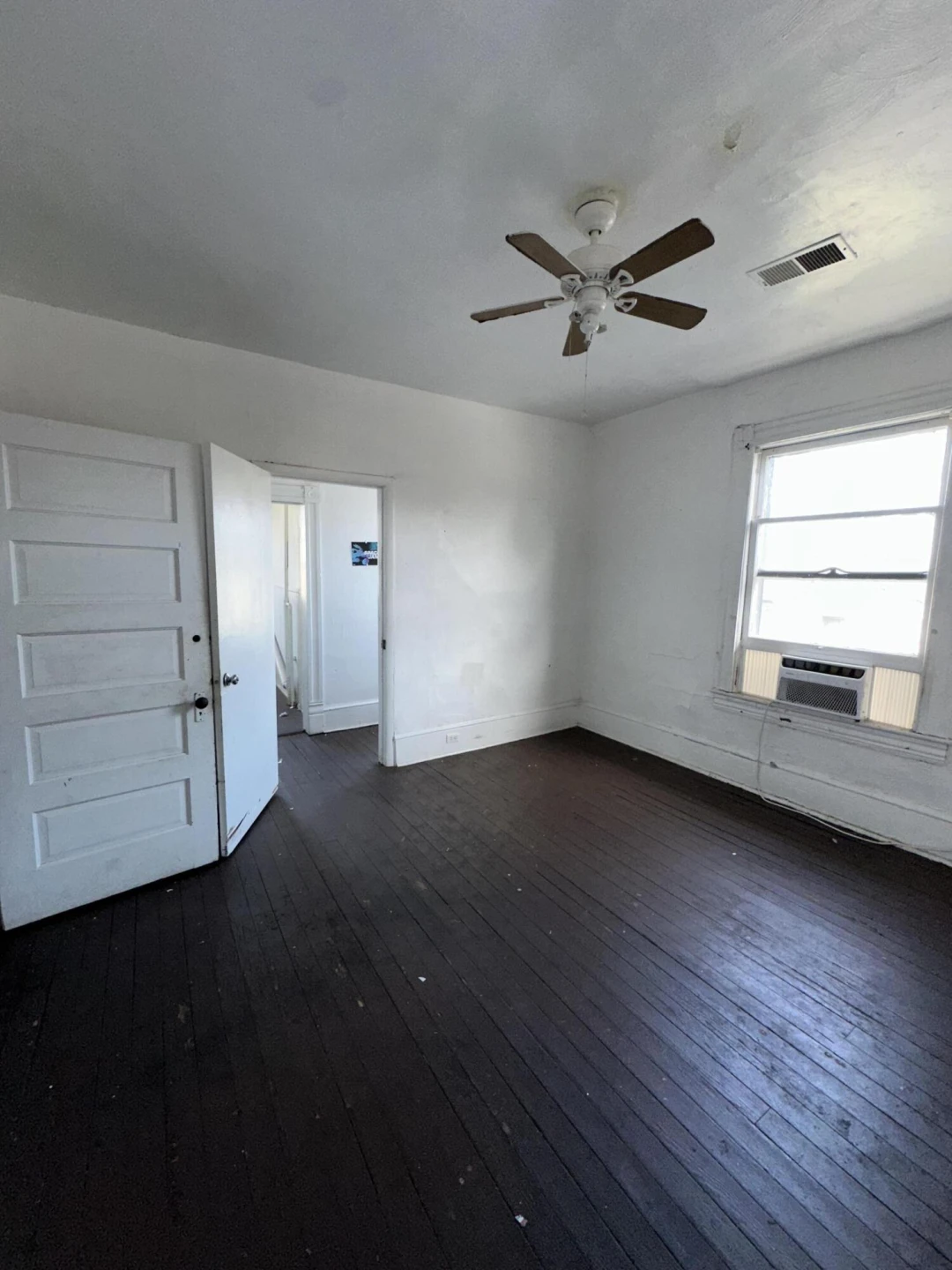 807 Patterson AVE - Photo 9