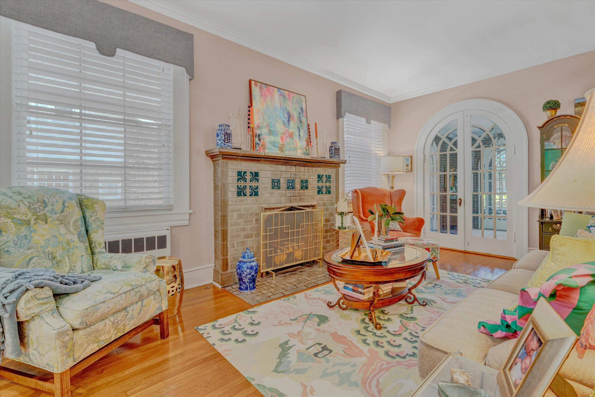 2029 Maiden LN - Photo 3