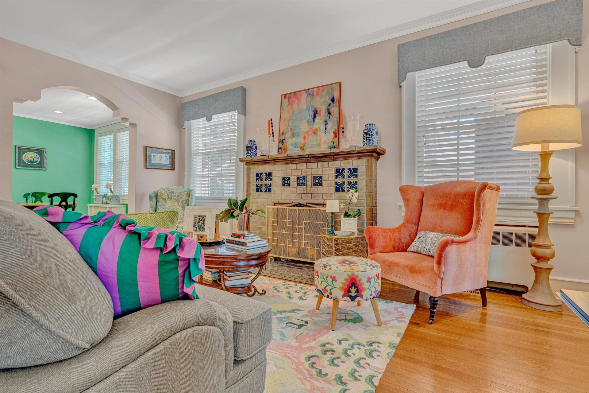 2029 Maiden LN - Photo 4
