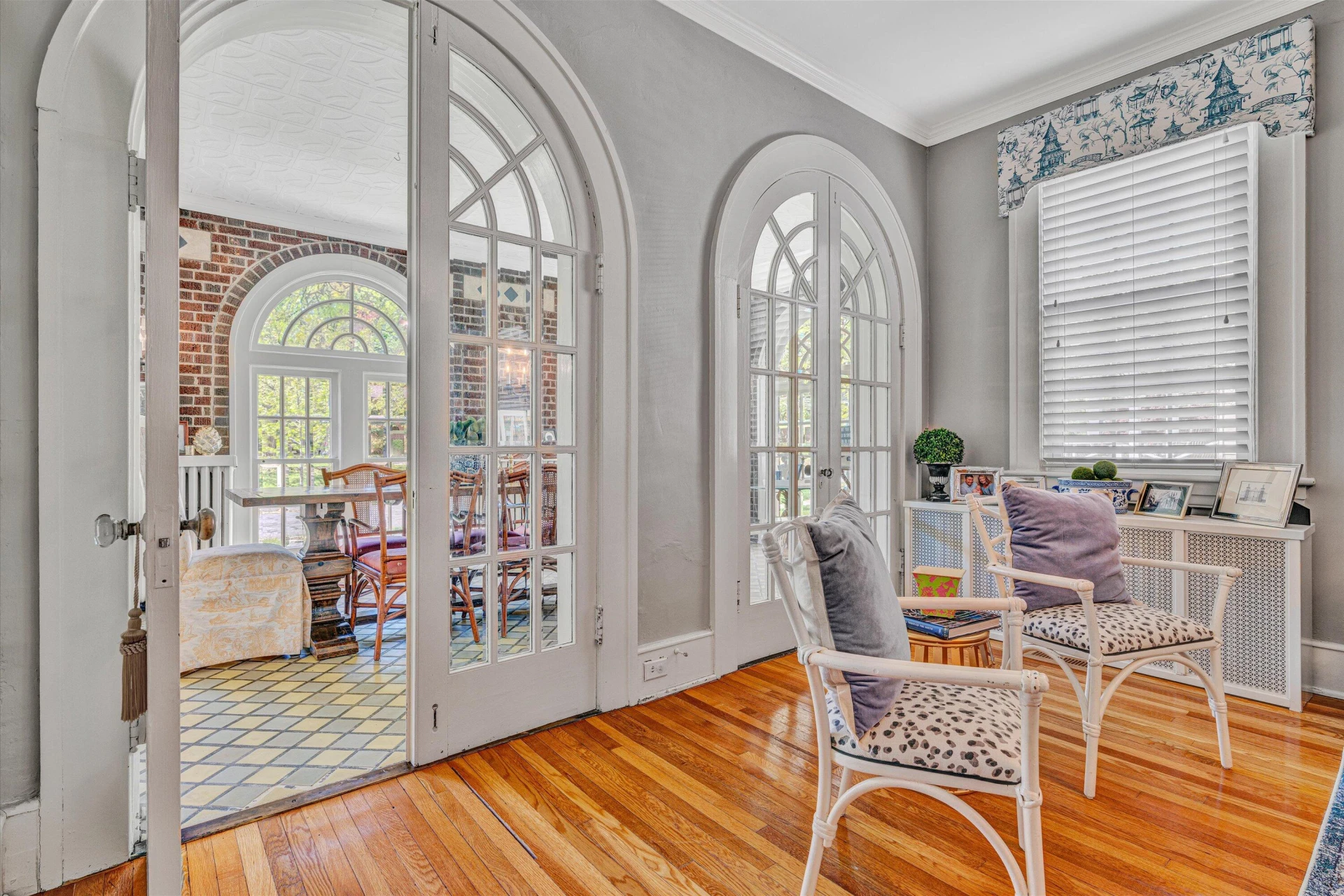 2029 Maiden LN - Photo 9