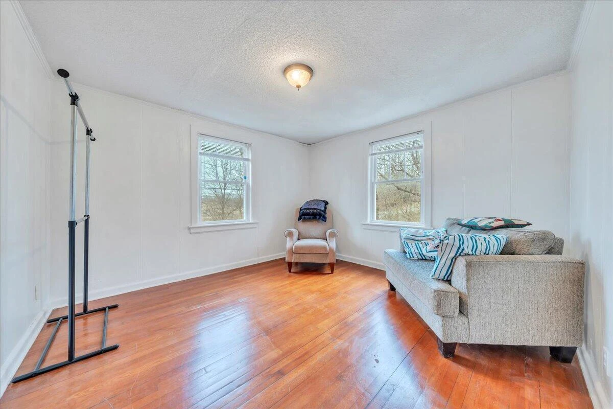 4439 YELLOW MOUNTAIN RD - Photo 13