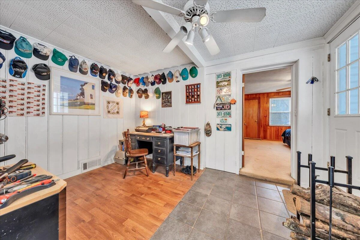 4439 YELLOW MOUNTAIN RD - Photo 15