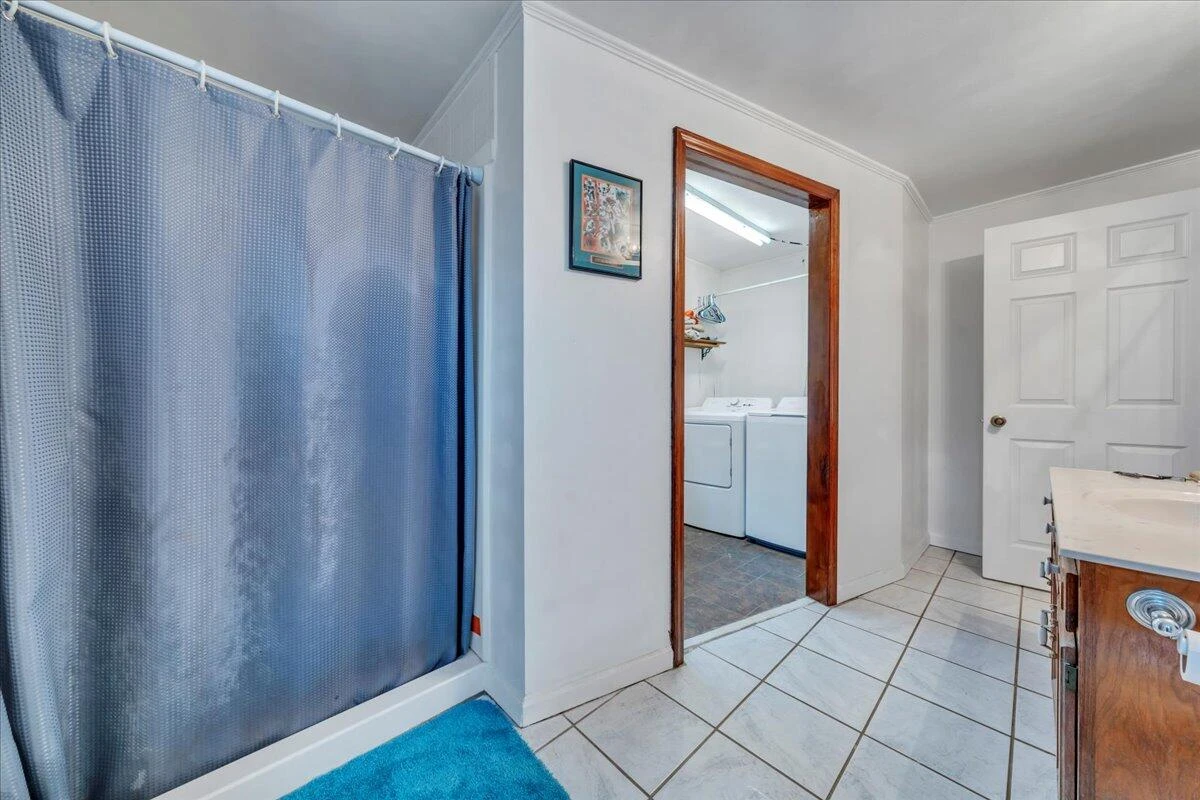 4439 YELLOW MOUNTAIN RD - Photo 22