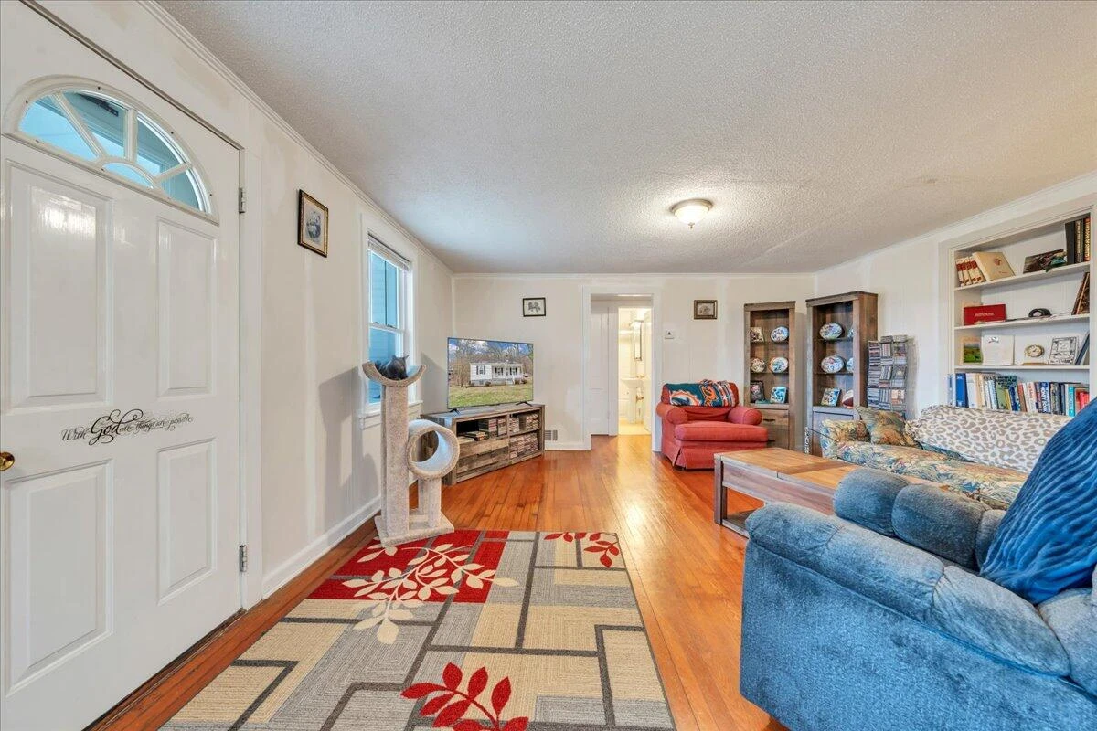 4439 YELLOW MOUNTAIN RD - Photo 3
