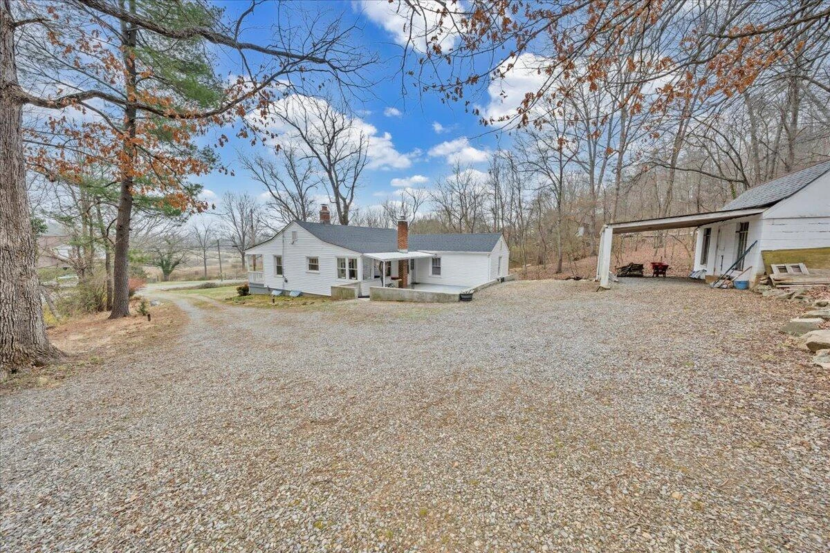4439 YELLOW MOUNTAIN RD - Photo 30