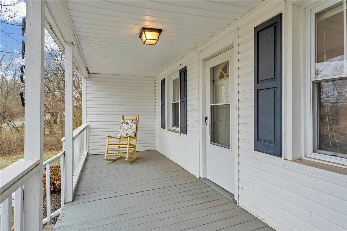 4439 YELLOW MOUNTAIN RD - Photo 36