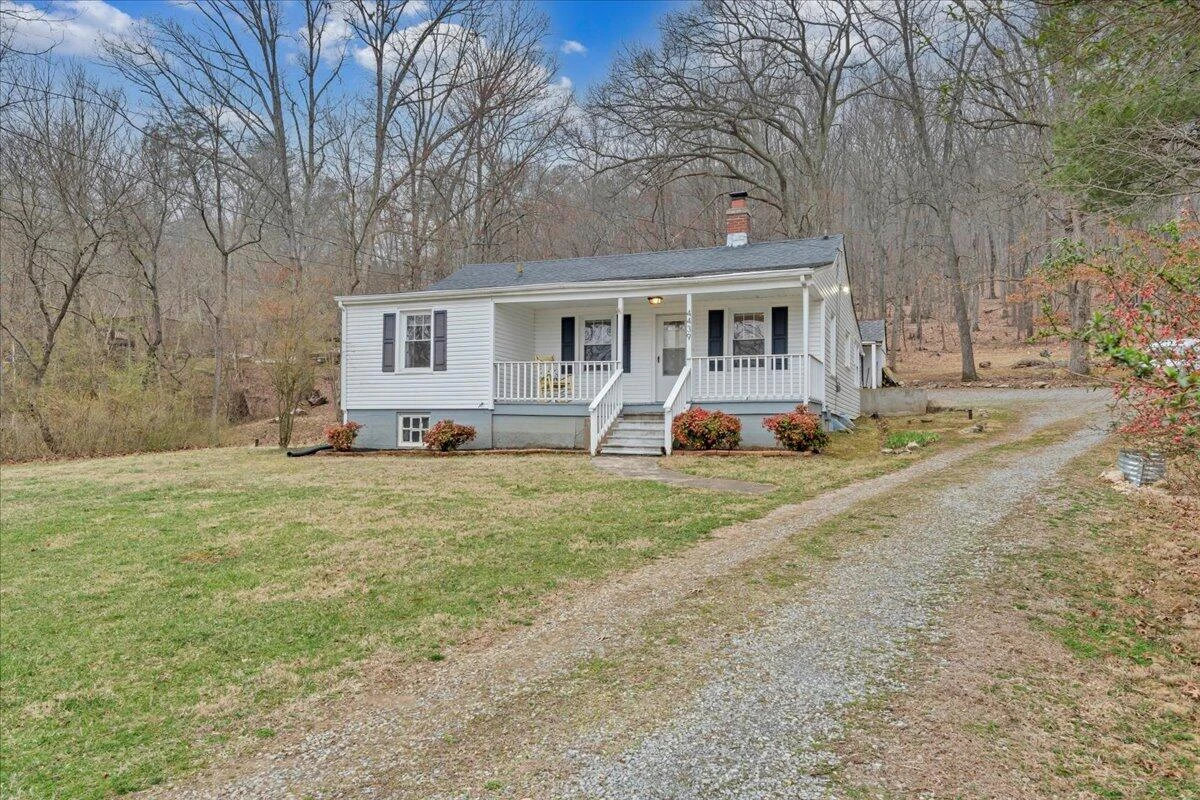 4439 YELLOW MOUNTAIN RD - Photo 38