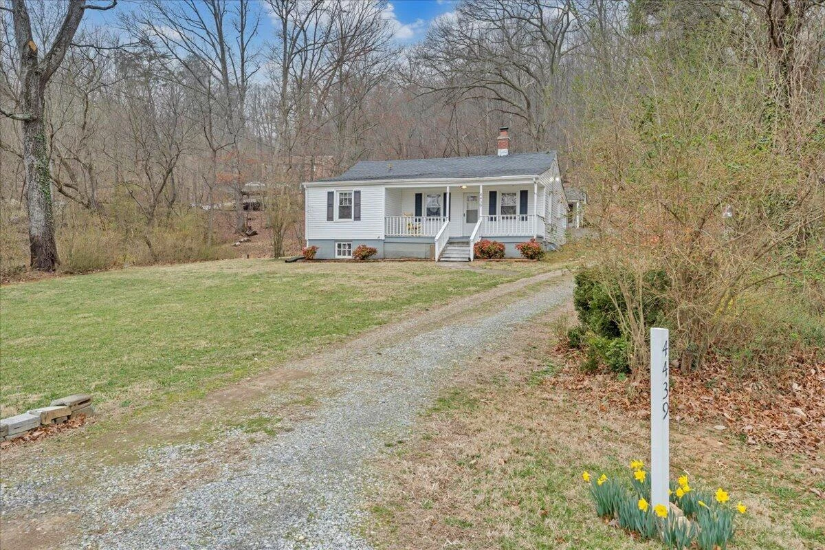 4439 YELLOW MOUNTAIN RD - Photo 40