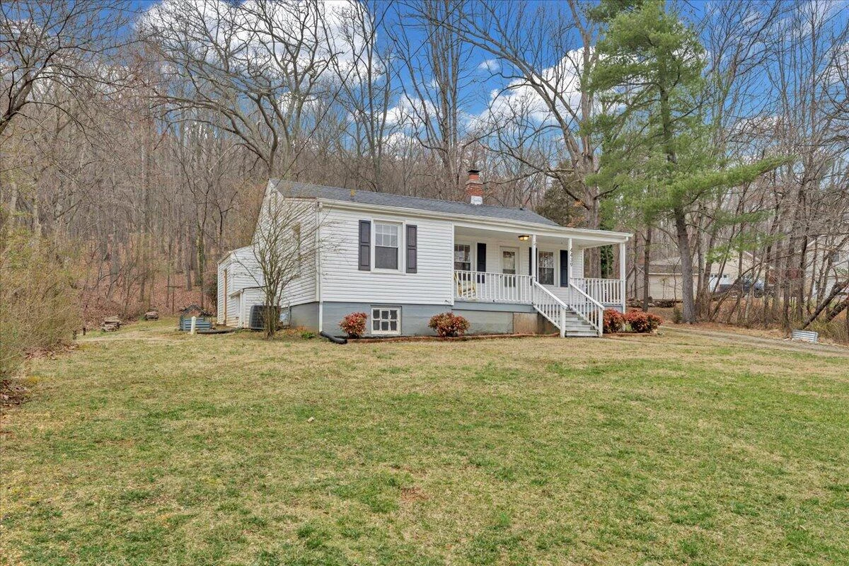 4439 YELLOW MOUNTAIN RD - Photo 44