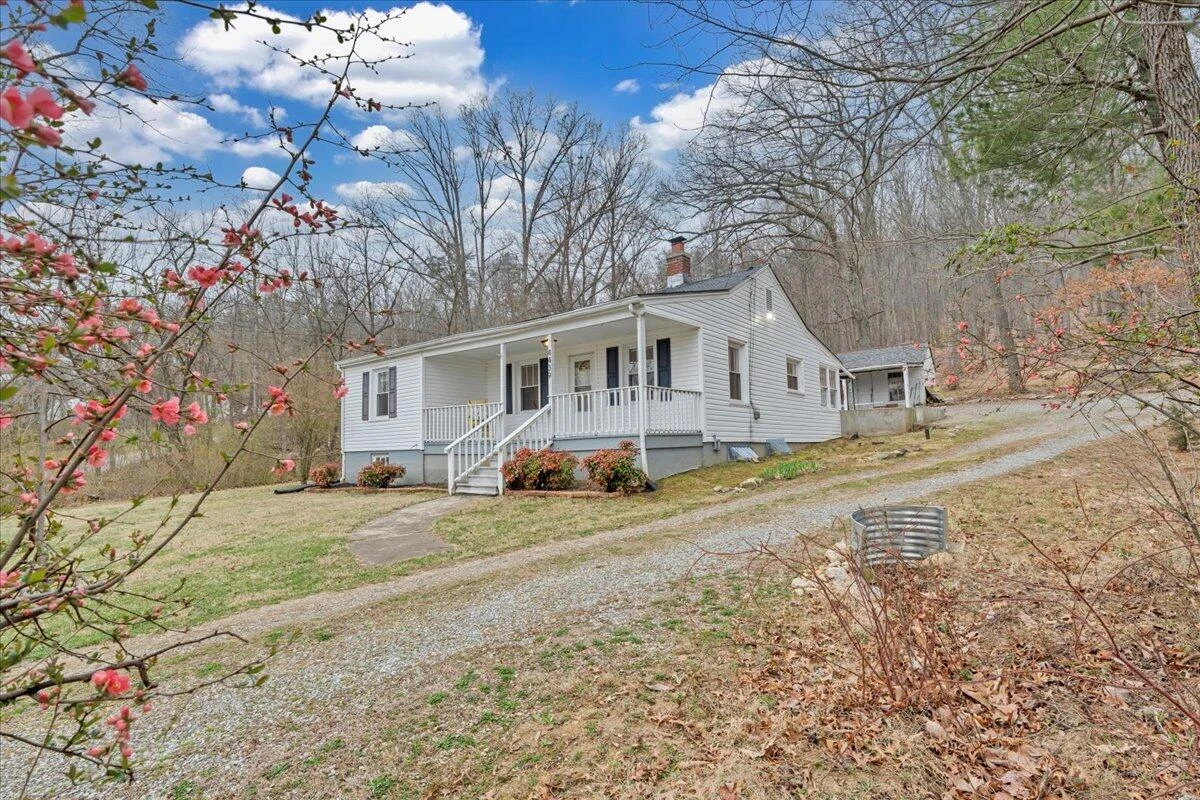 4439 YELLOW MOUNTAIN RD - Photo 46