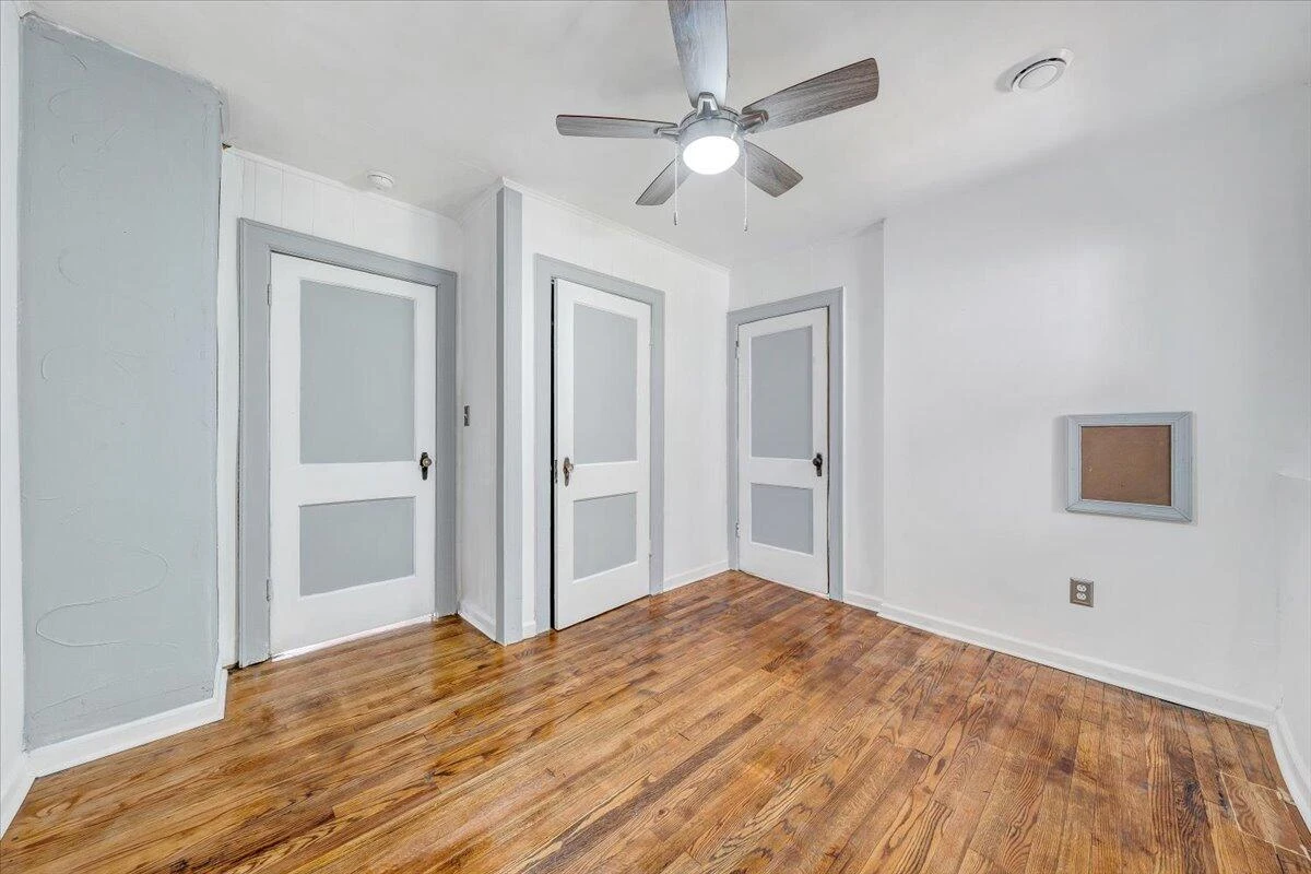 821 Kerns AVE - Photo 24