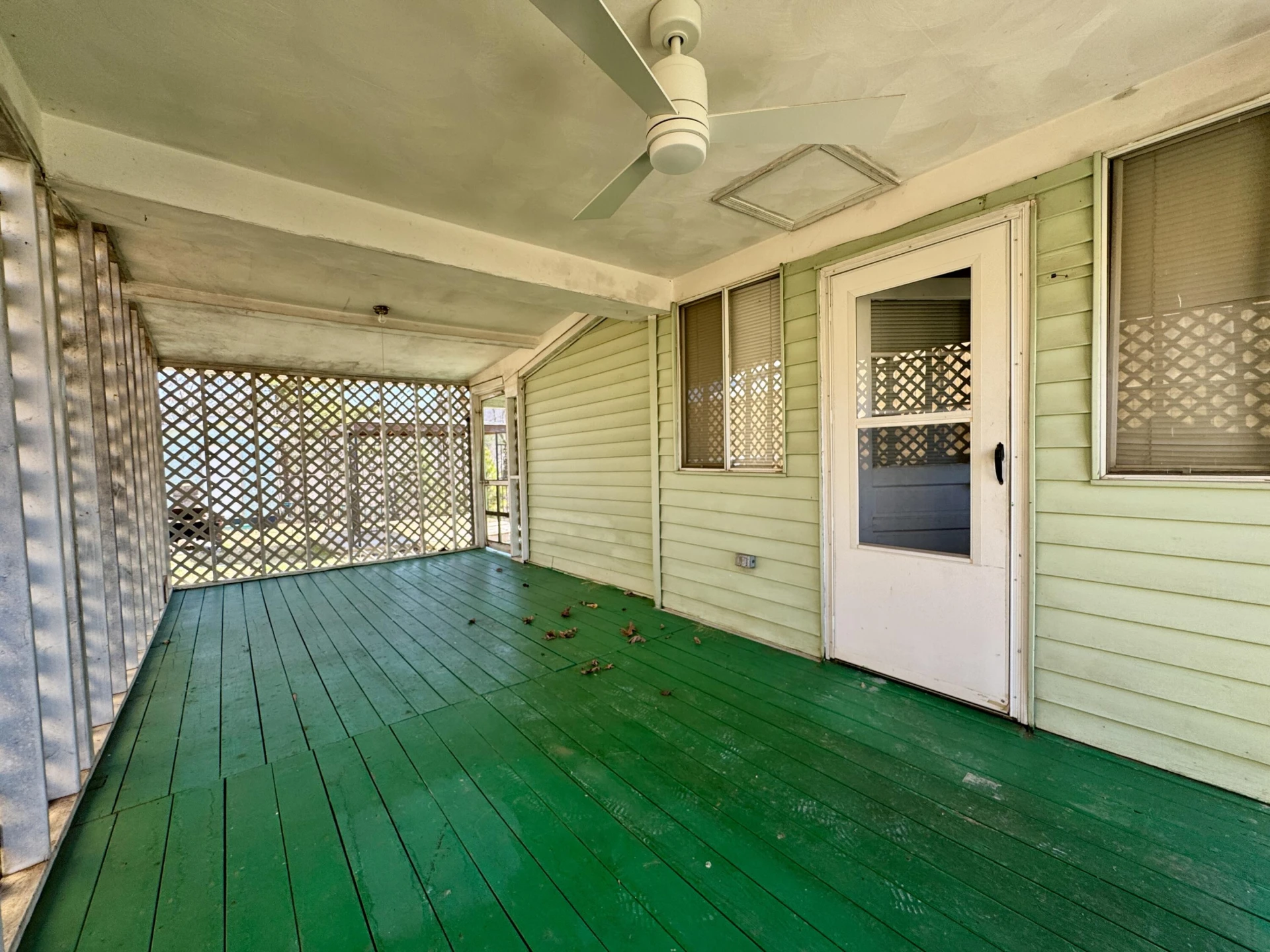 6729 Sontag RD - Photo 11