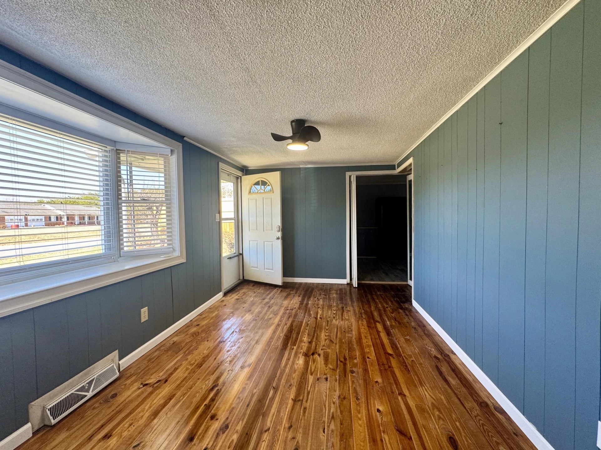 6729 Sontag RD - Photo 3