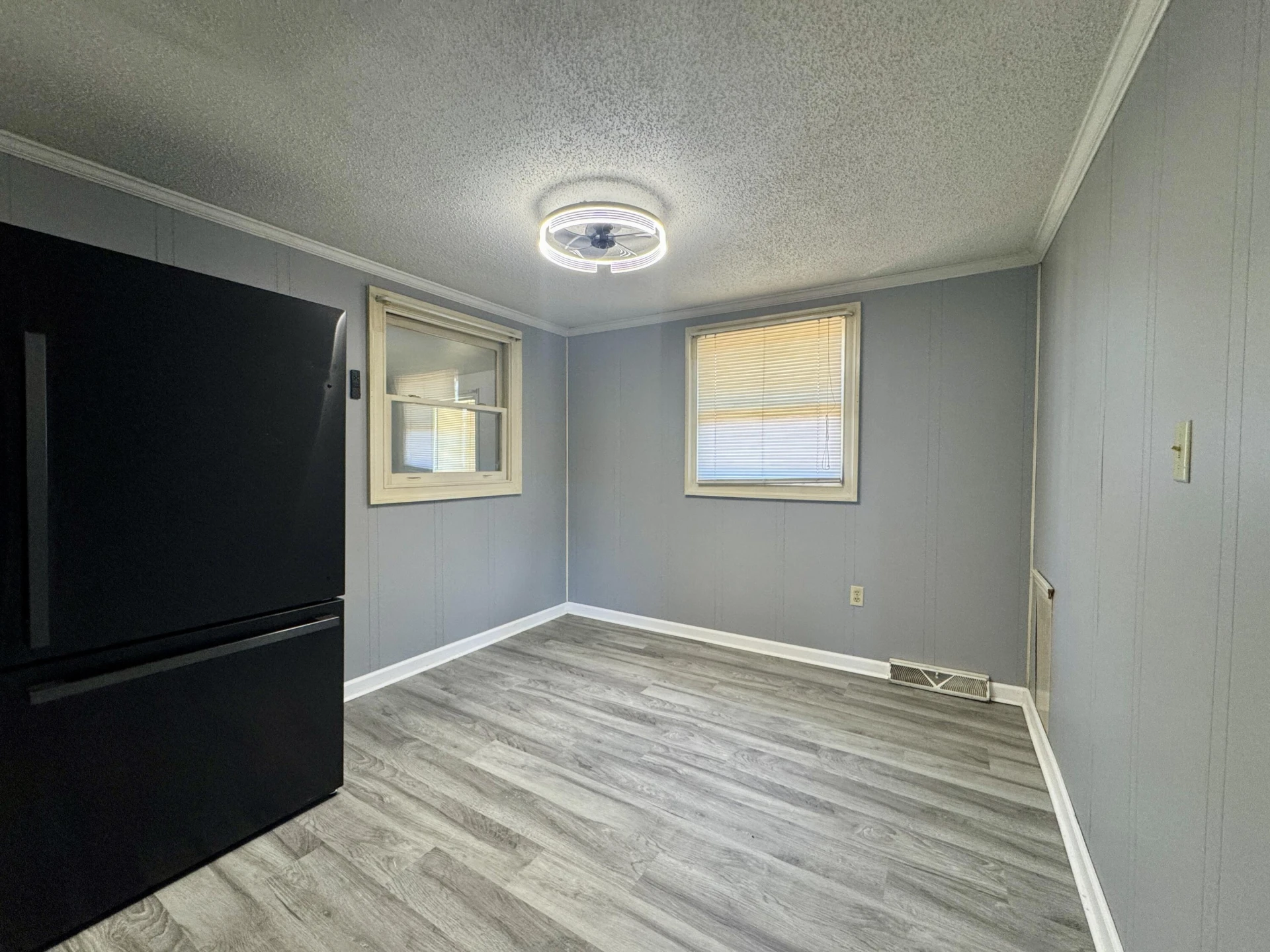 6729 Sontag RD - Photo 5