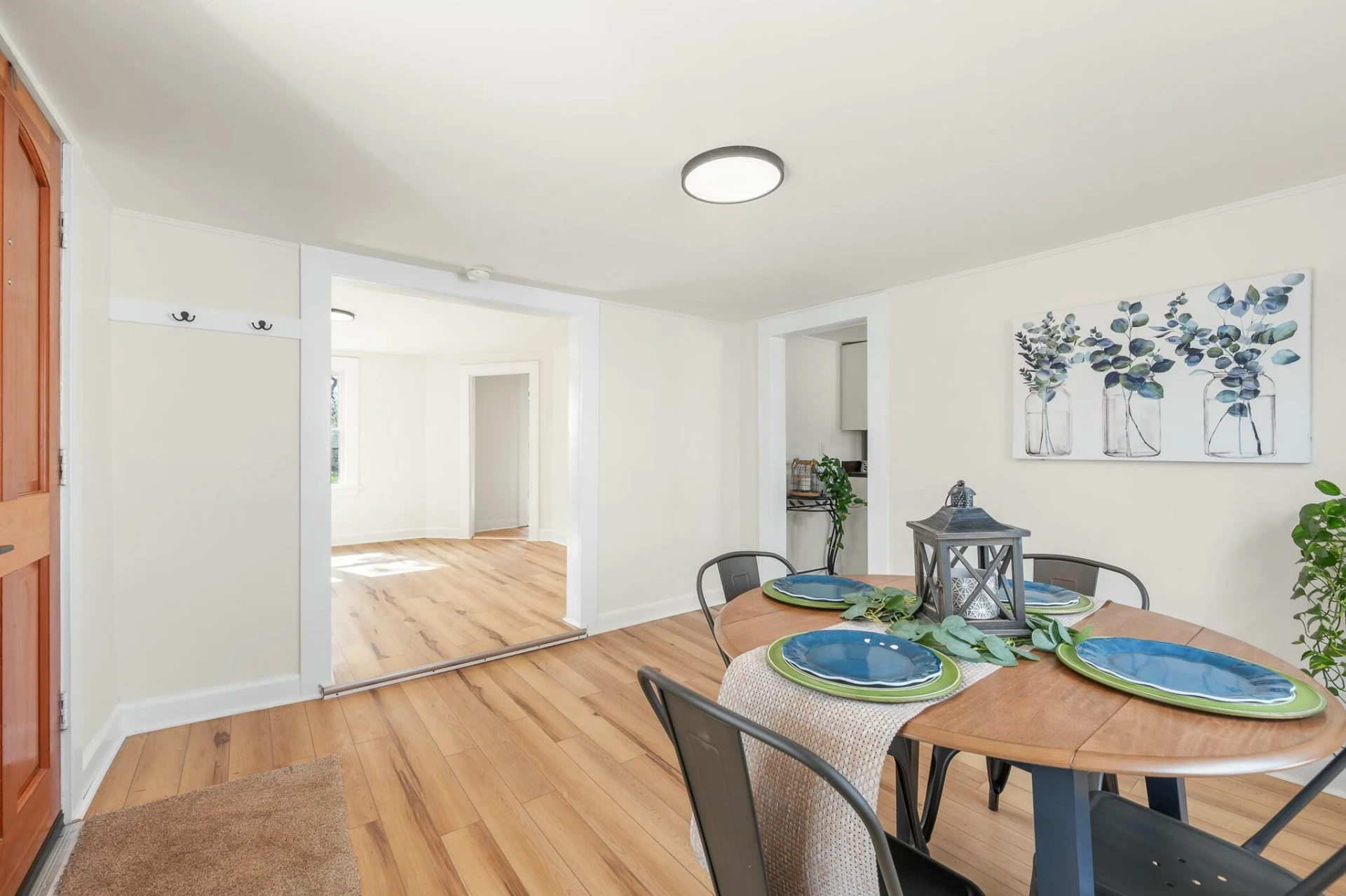 905 Judd ST - Photo 10