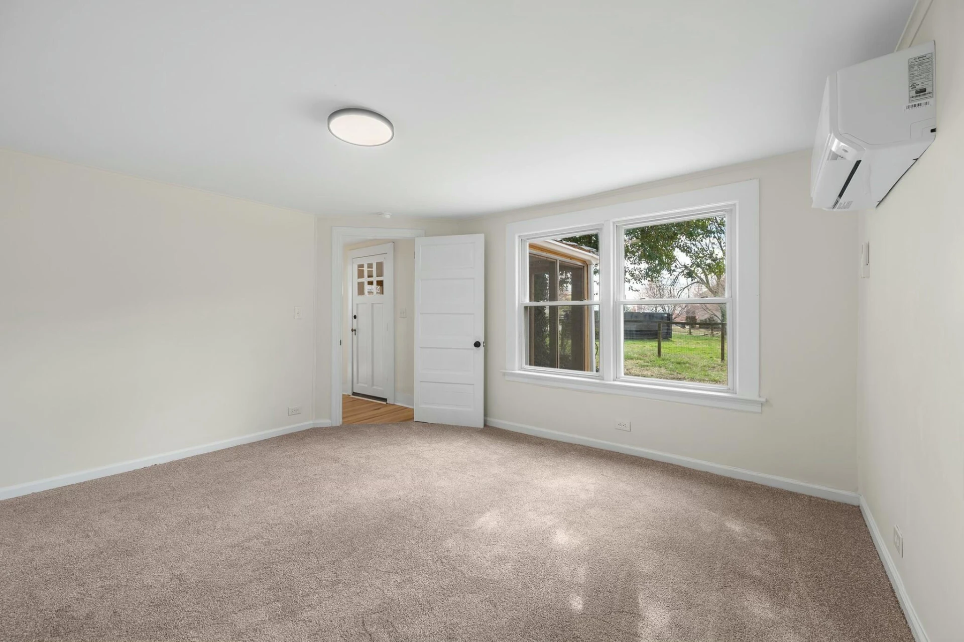 905 Judd ST - Photo 22