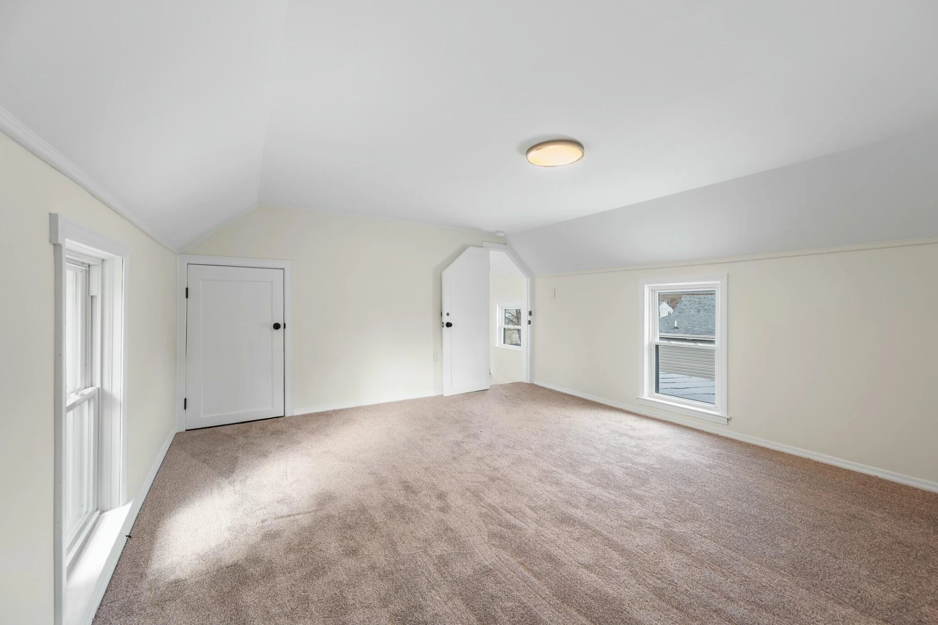 905 Judd ST - Photo 26