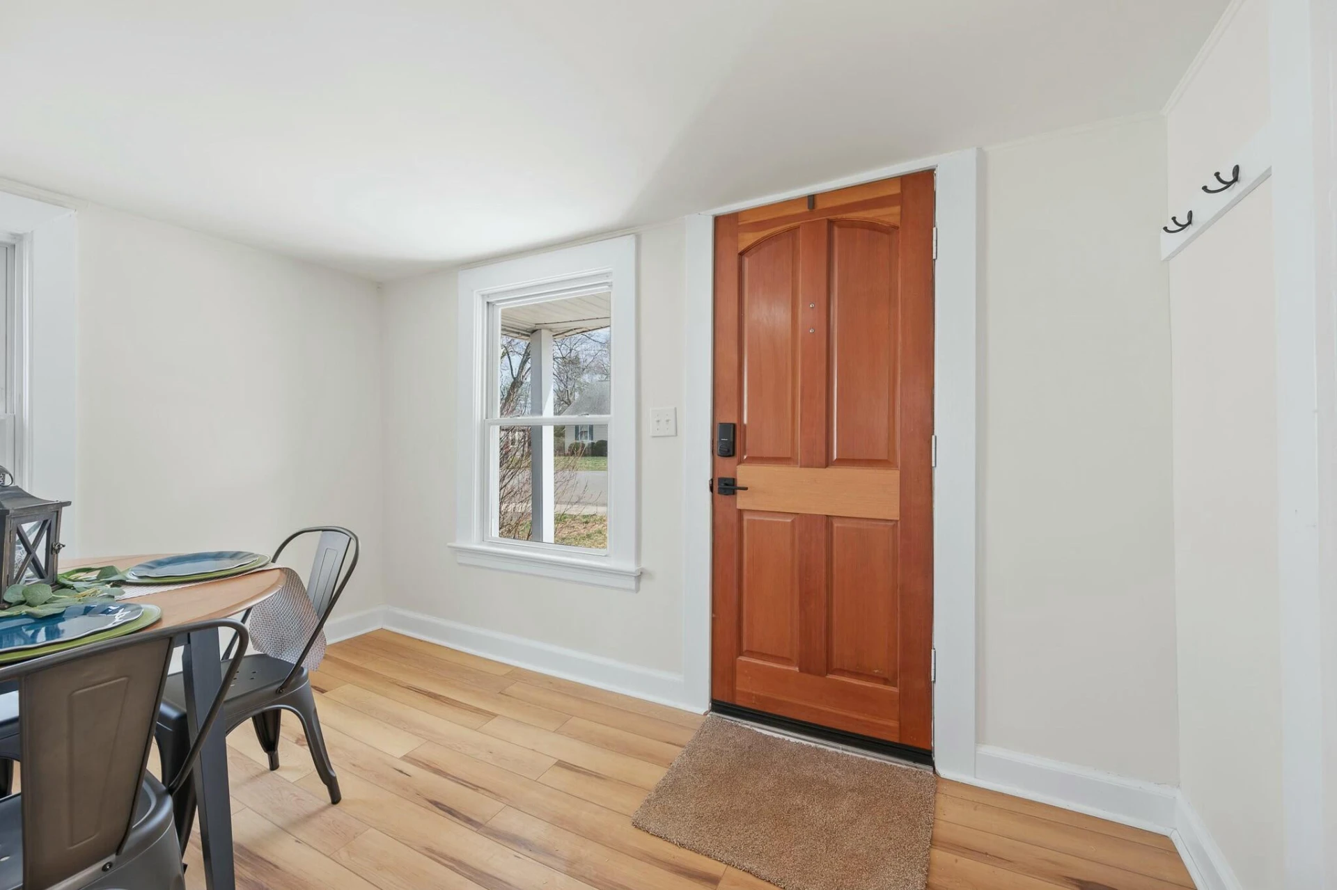 905 Judd ST - Photo 9