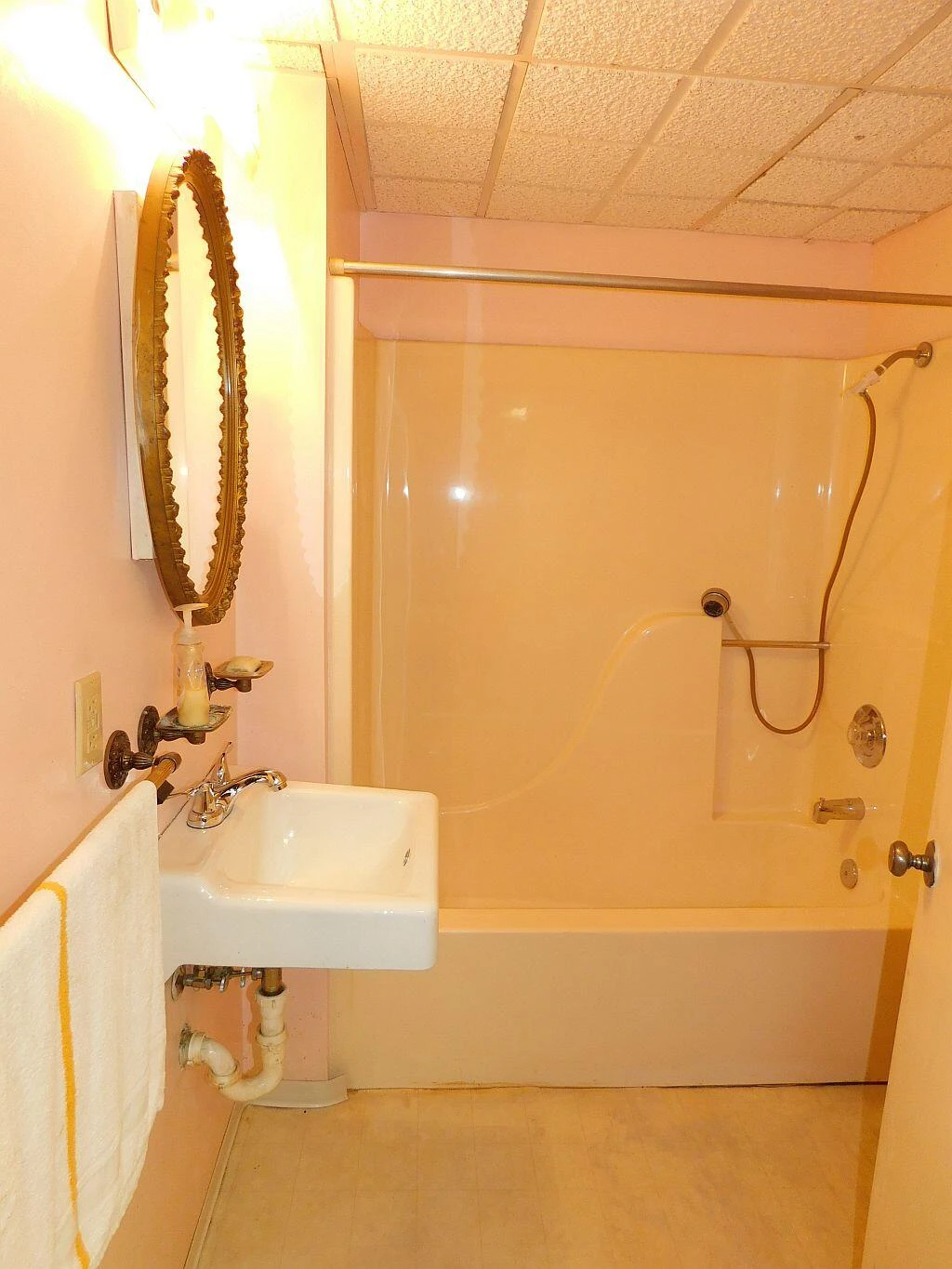 1831 Fareham RD - Photo 26