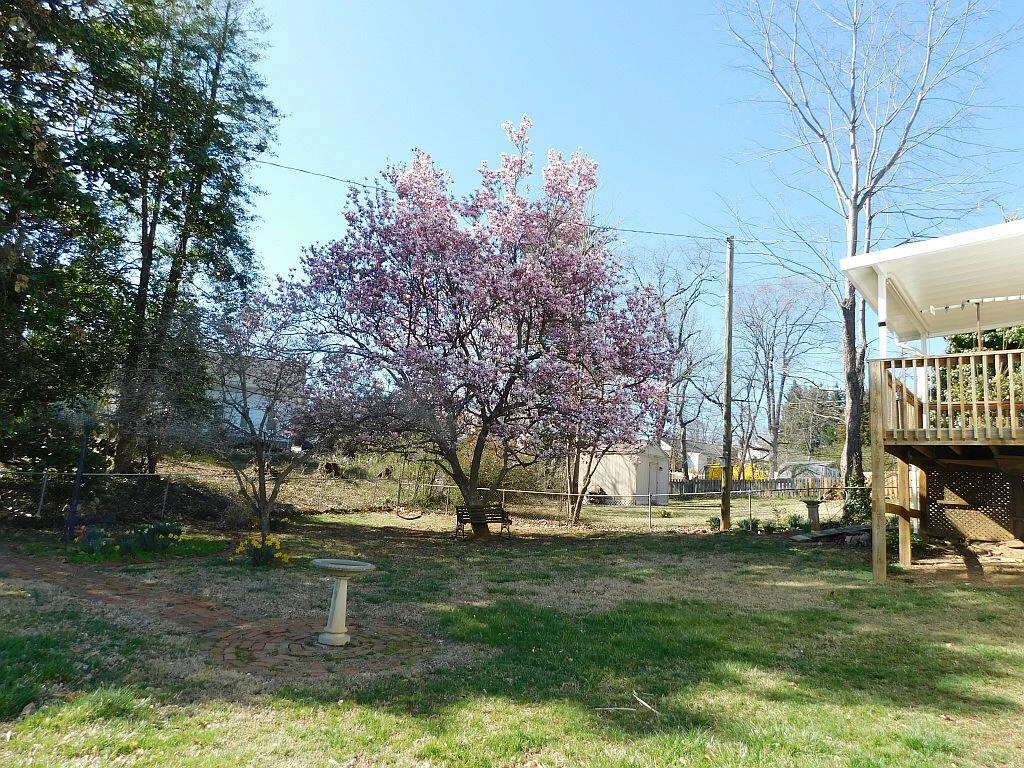 1831 Fareham RD - Photo 29