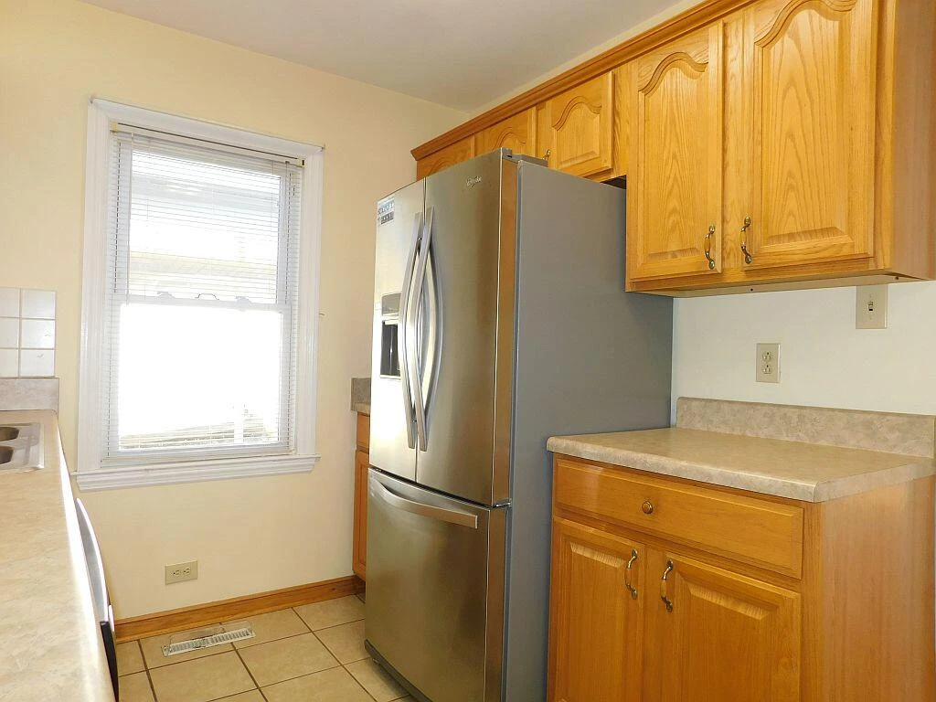1831 Fareham RD - Photo 6