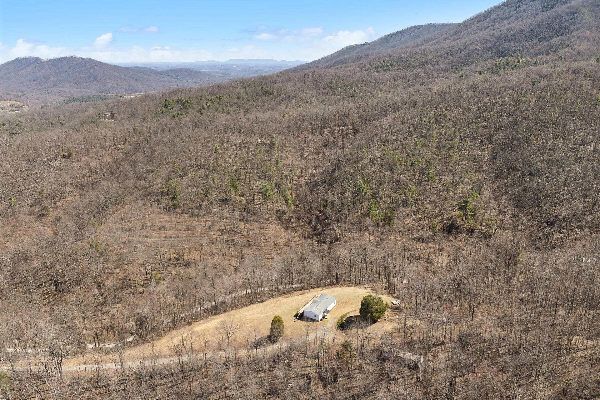 216 Hicks Hollow RD - Photo 37