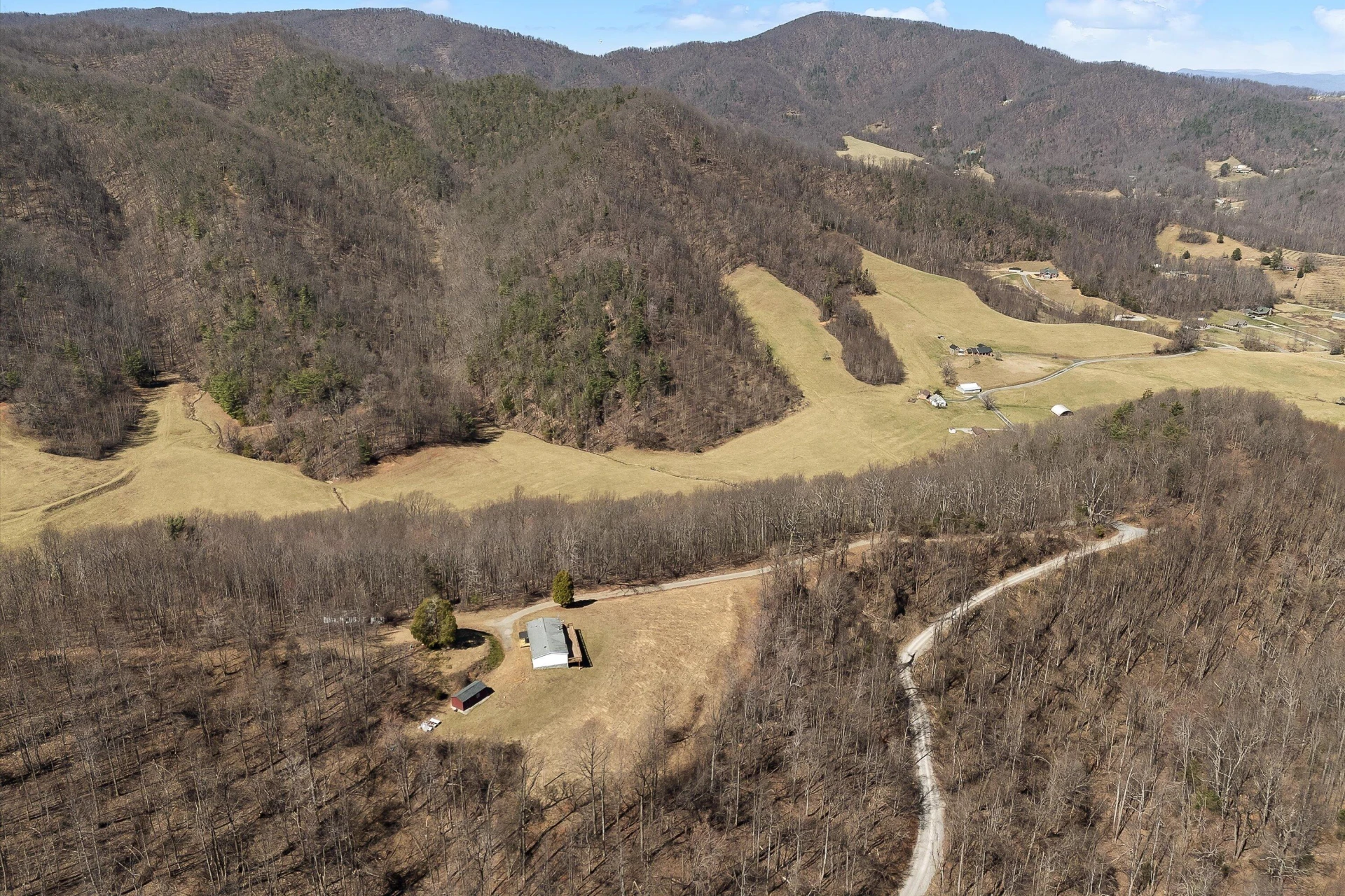216 Hicks Hollow RD - Photo 40