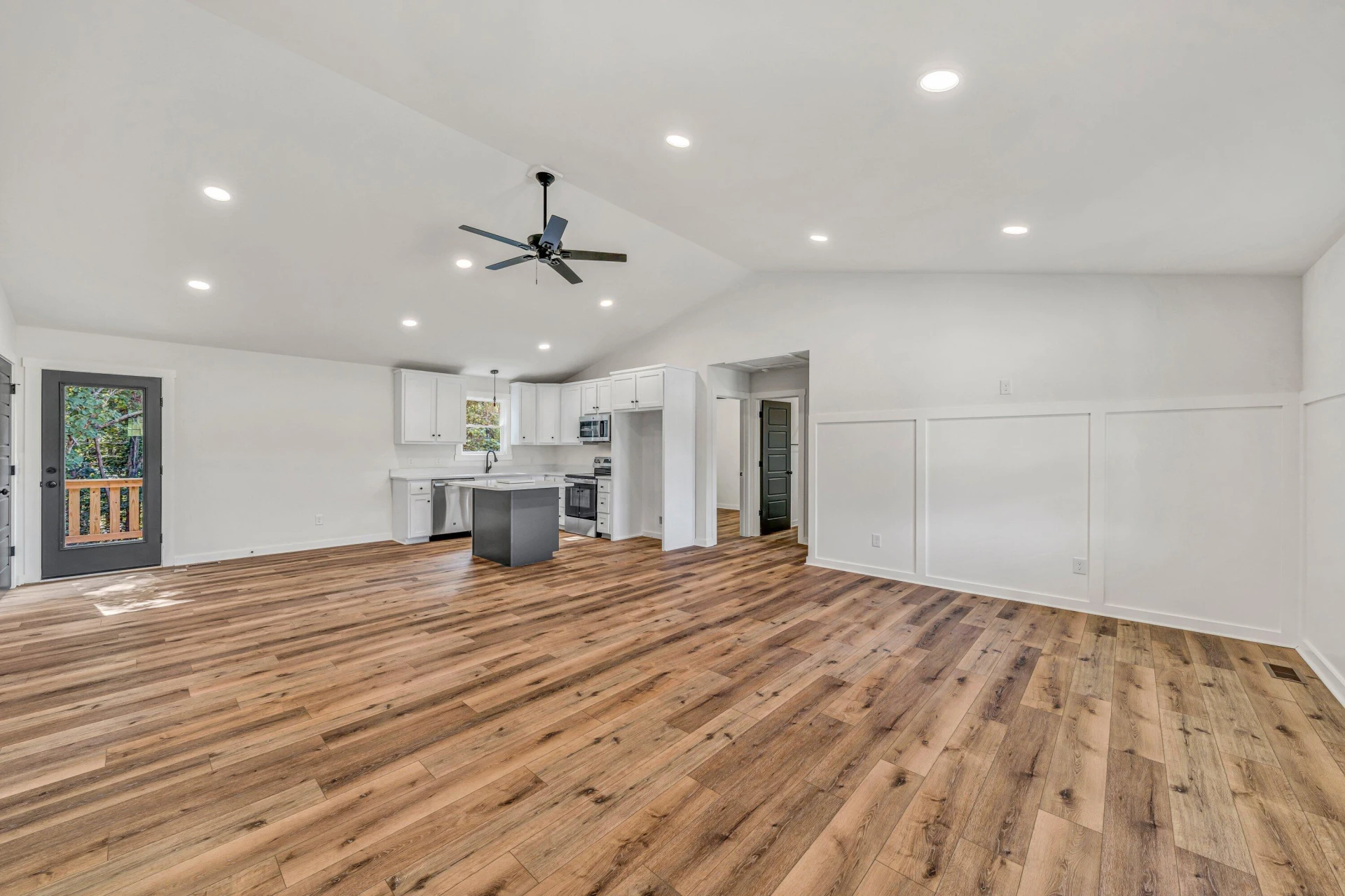 1460 White House  RD - Photo 4