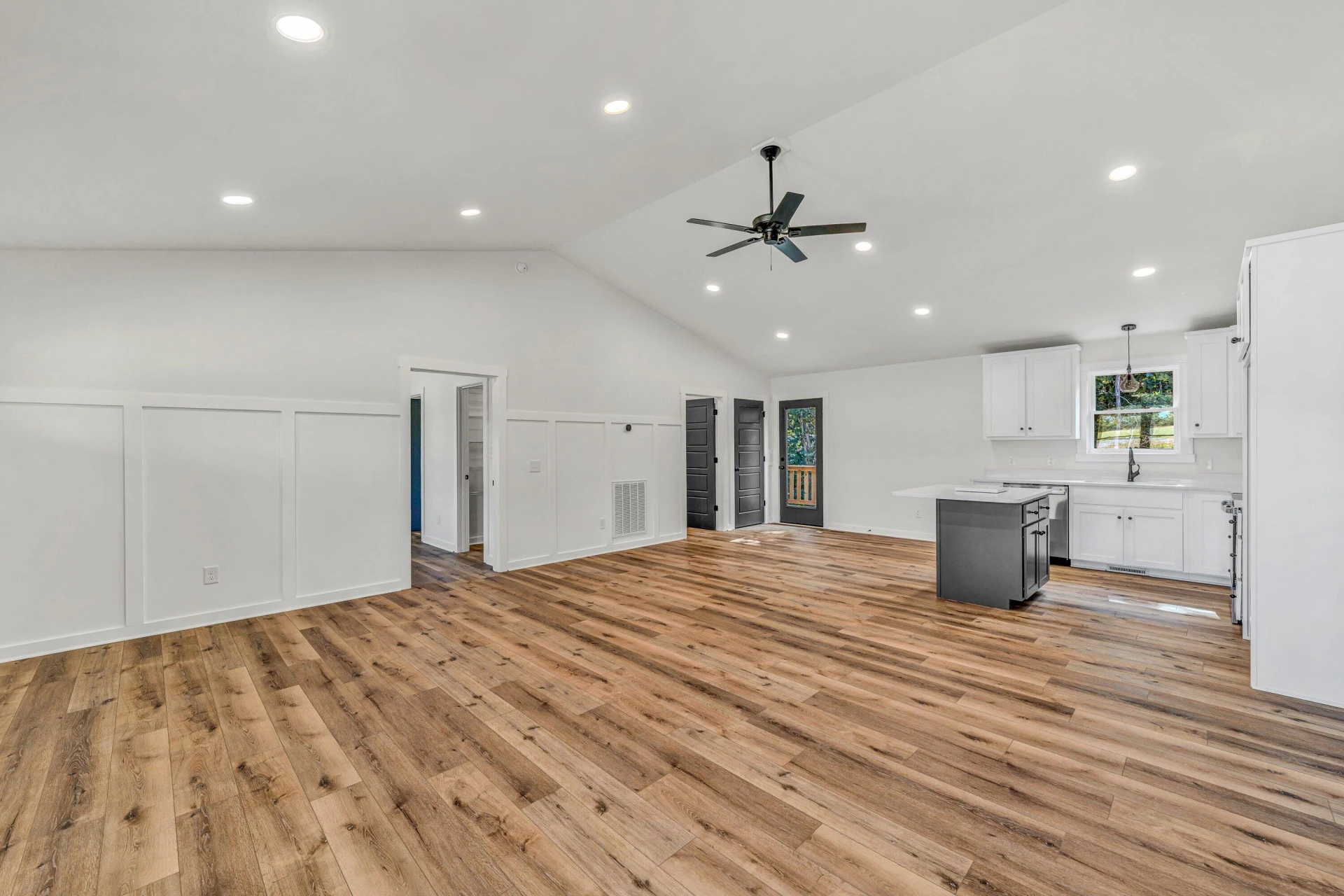 1460 White House  RD - Photo 5