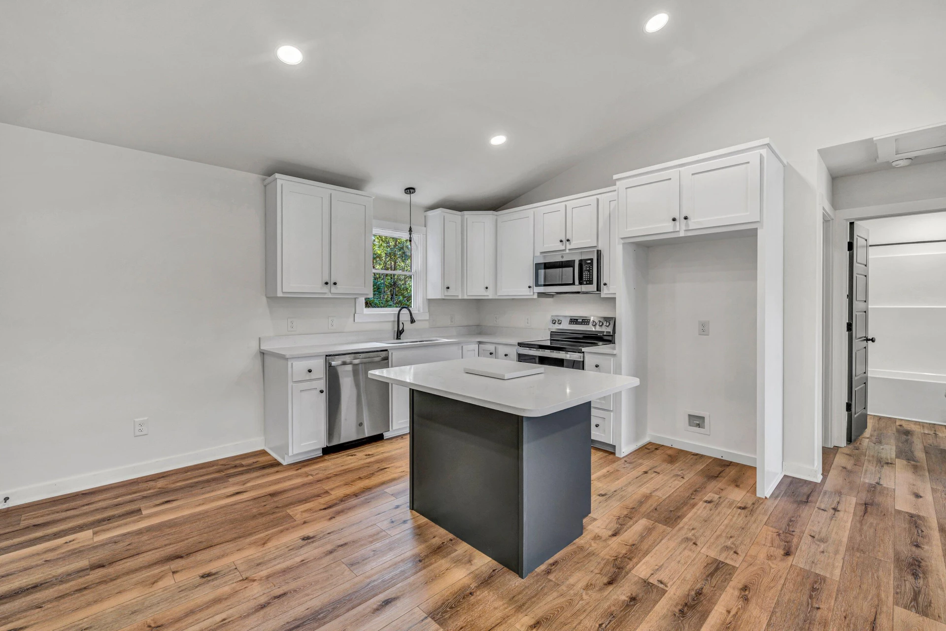 1460 White House  RD - Photo 6