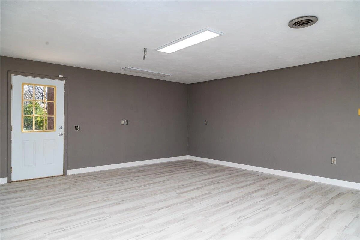 6680 Snow Creek RD - Photo 40
