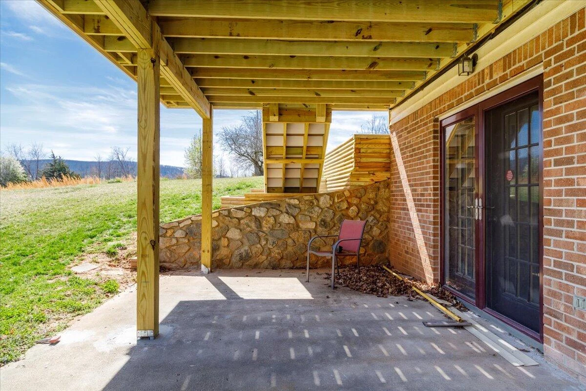 6680 Snow Creek RD - Photo 43