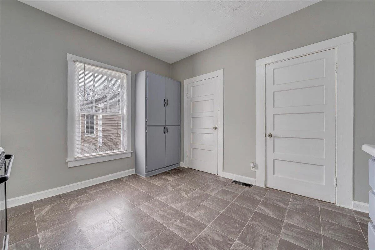 2055 Appalachian DR - Photo 19