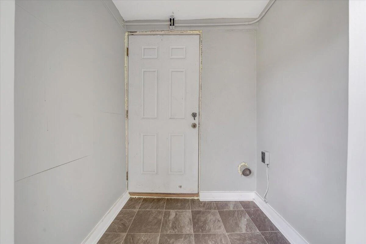 2055 Appalachian DR - Photo 30