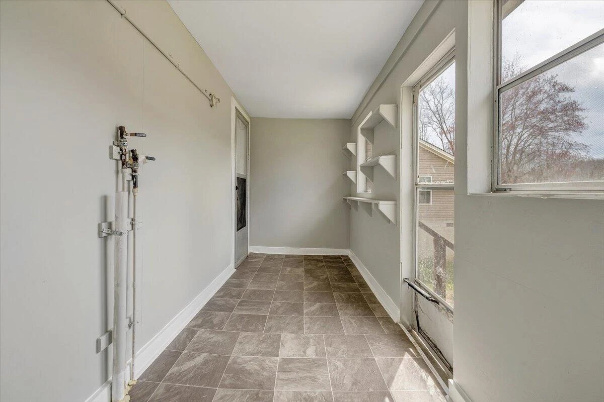 2055 Appalachian DR - Photo 31