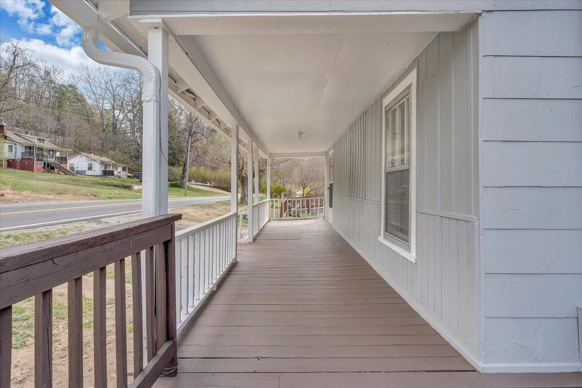 2055 Appalachian DR - Photo 32