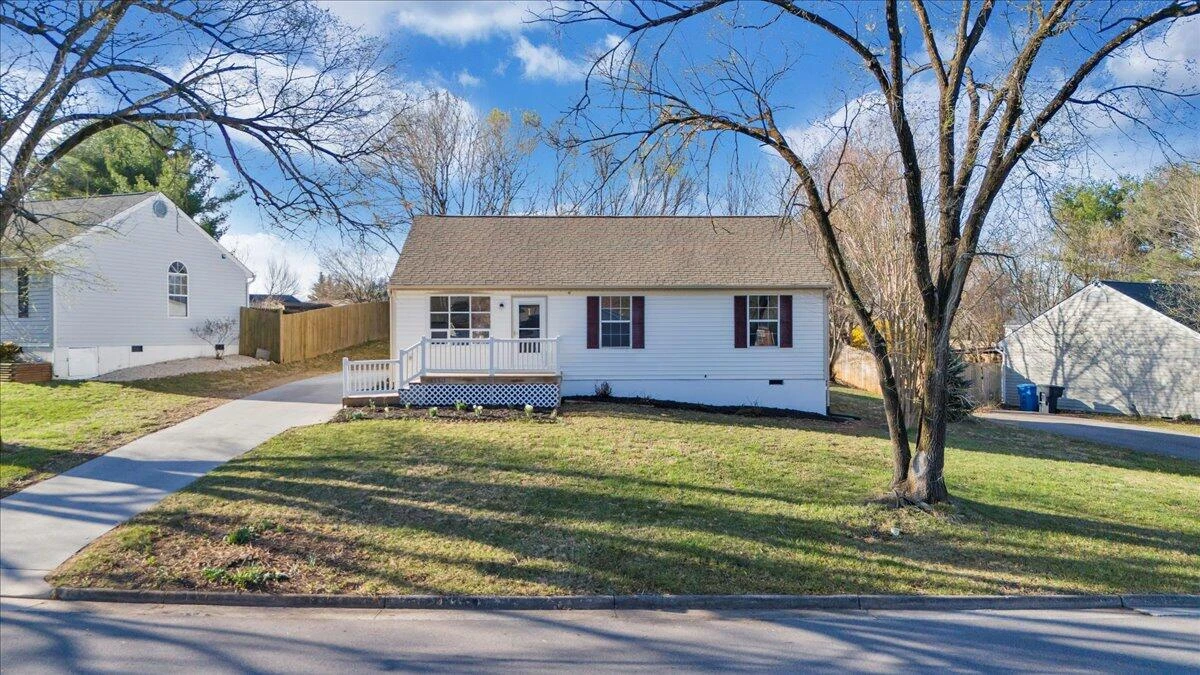 3350 Springtree DR