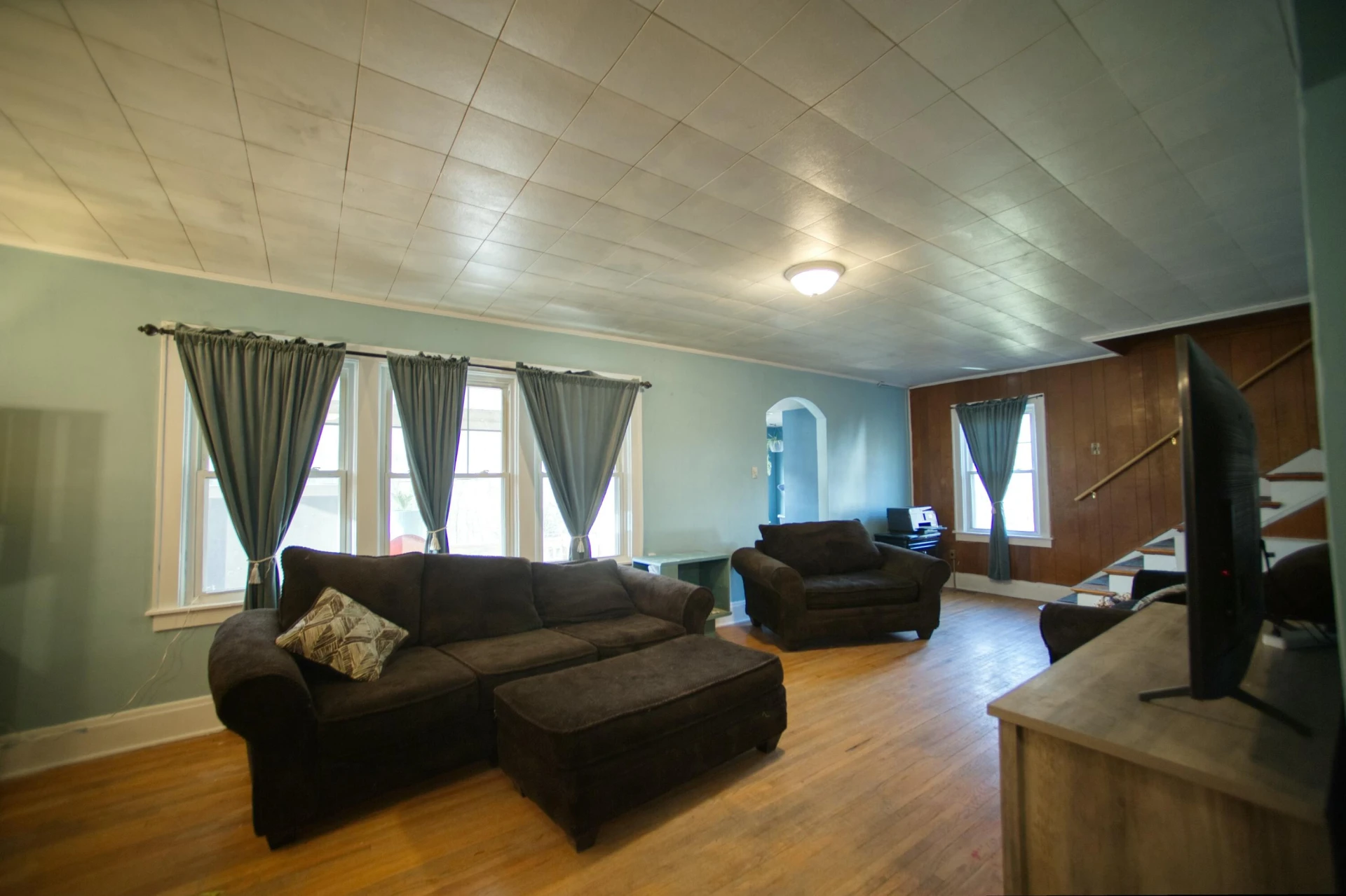 100 Pine ST - Photo 3