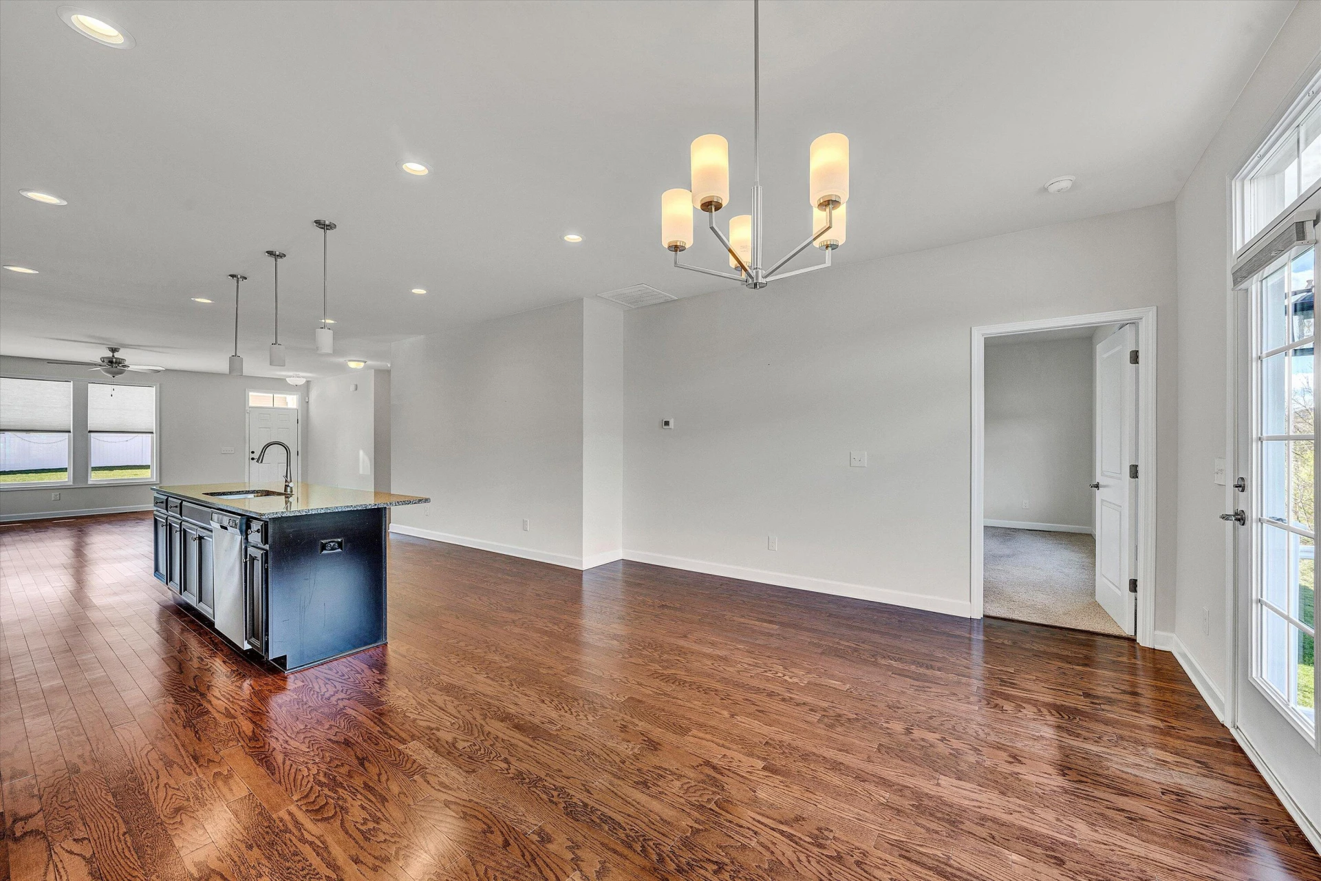 21 Sedgewood AVE - Photo 14