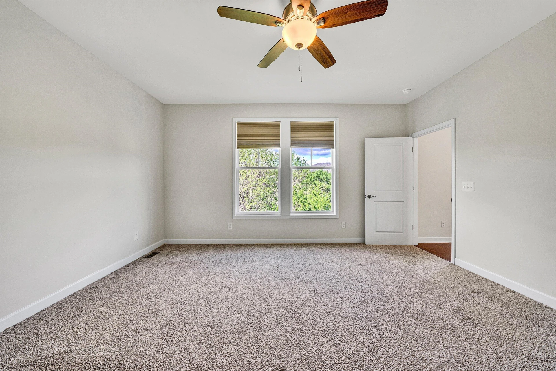 21 Sedgewood AVE - Photo 17