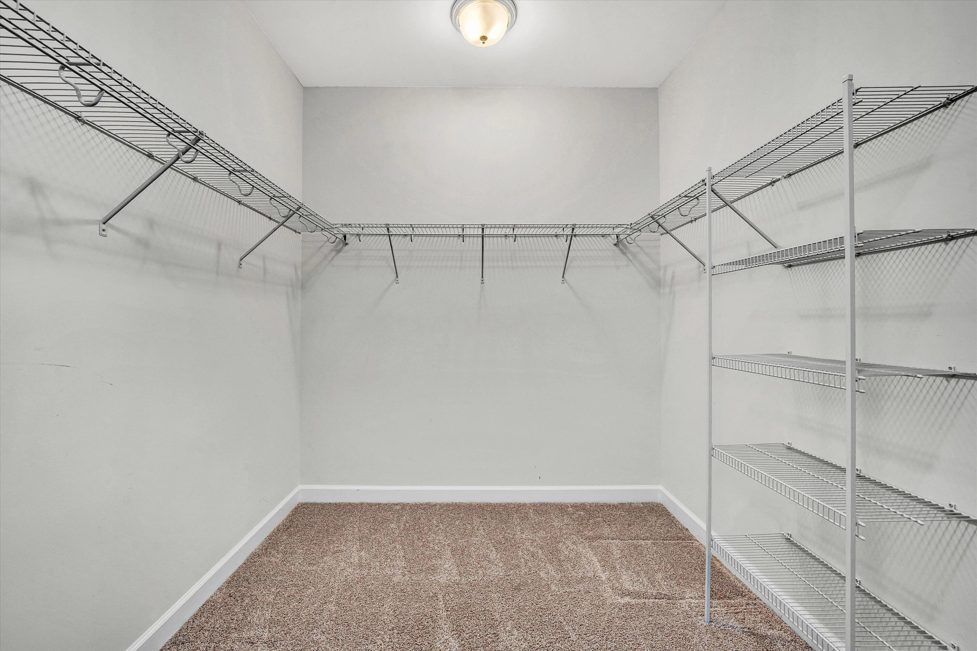 21 Sedgewood AVE - Photo 19