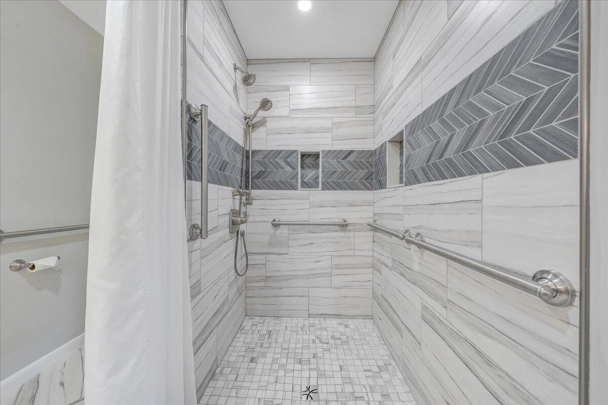 2151 Broadway AVE #9 - Photo 19
