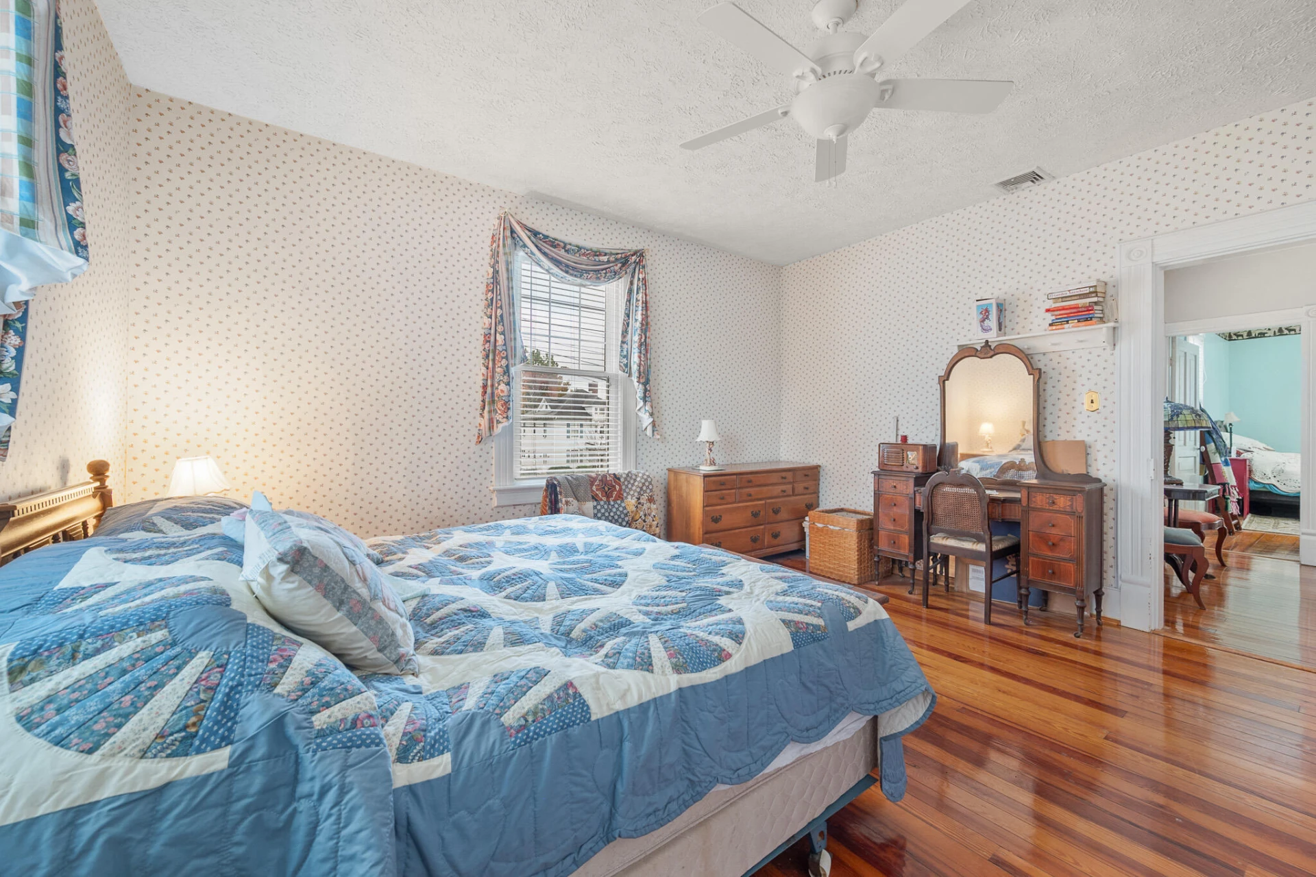 805 Longwood AVE - Photo 42