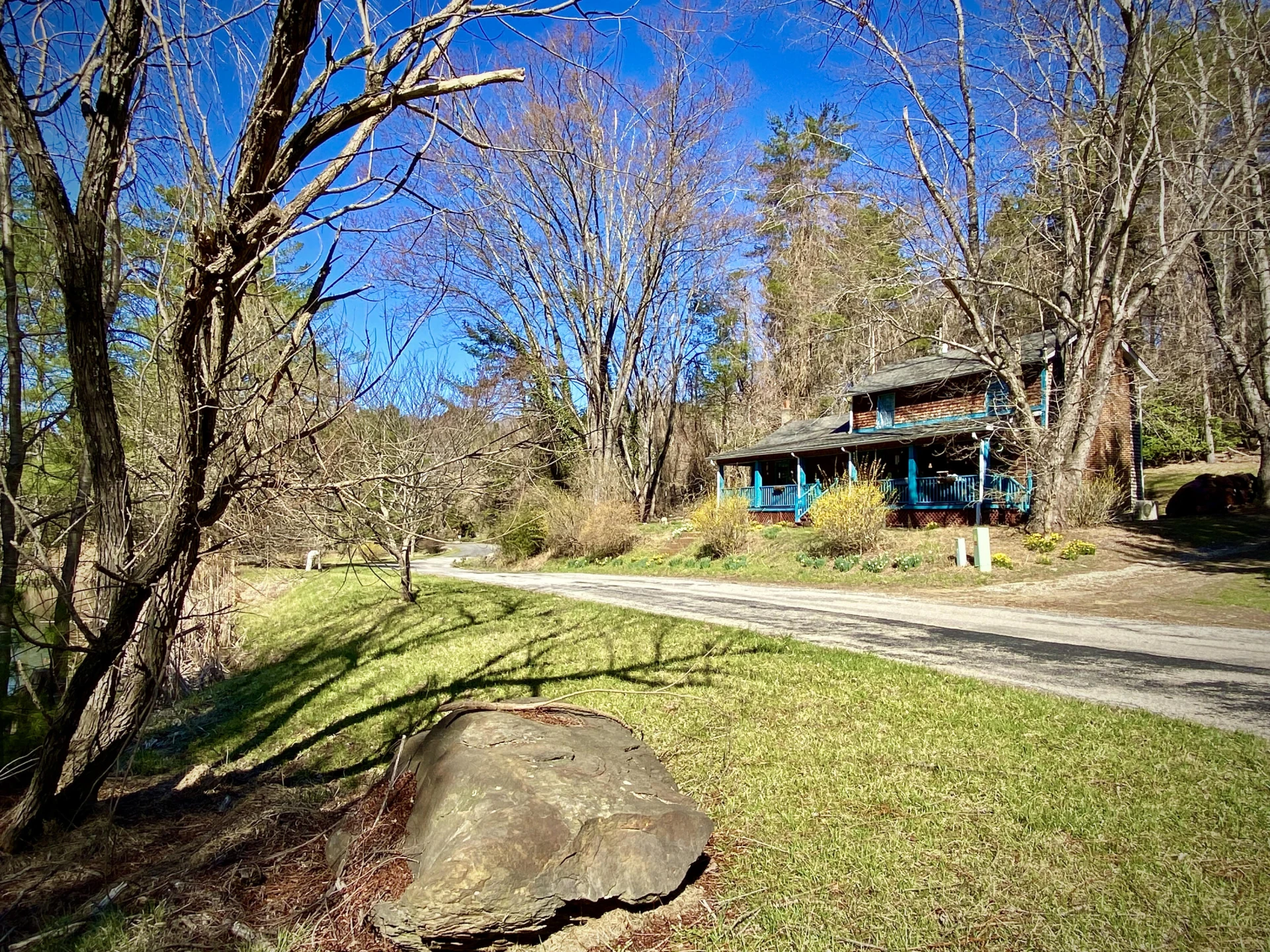 289 Huckleberry Ridge RD - Photo 2
