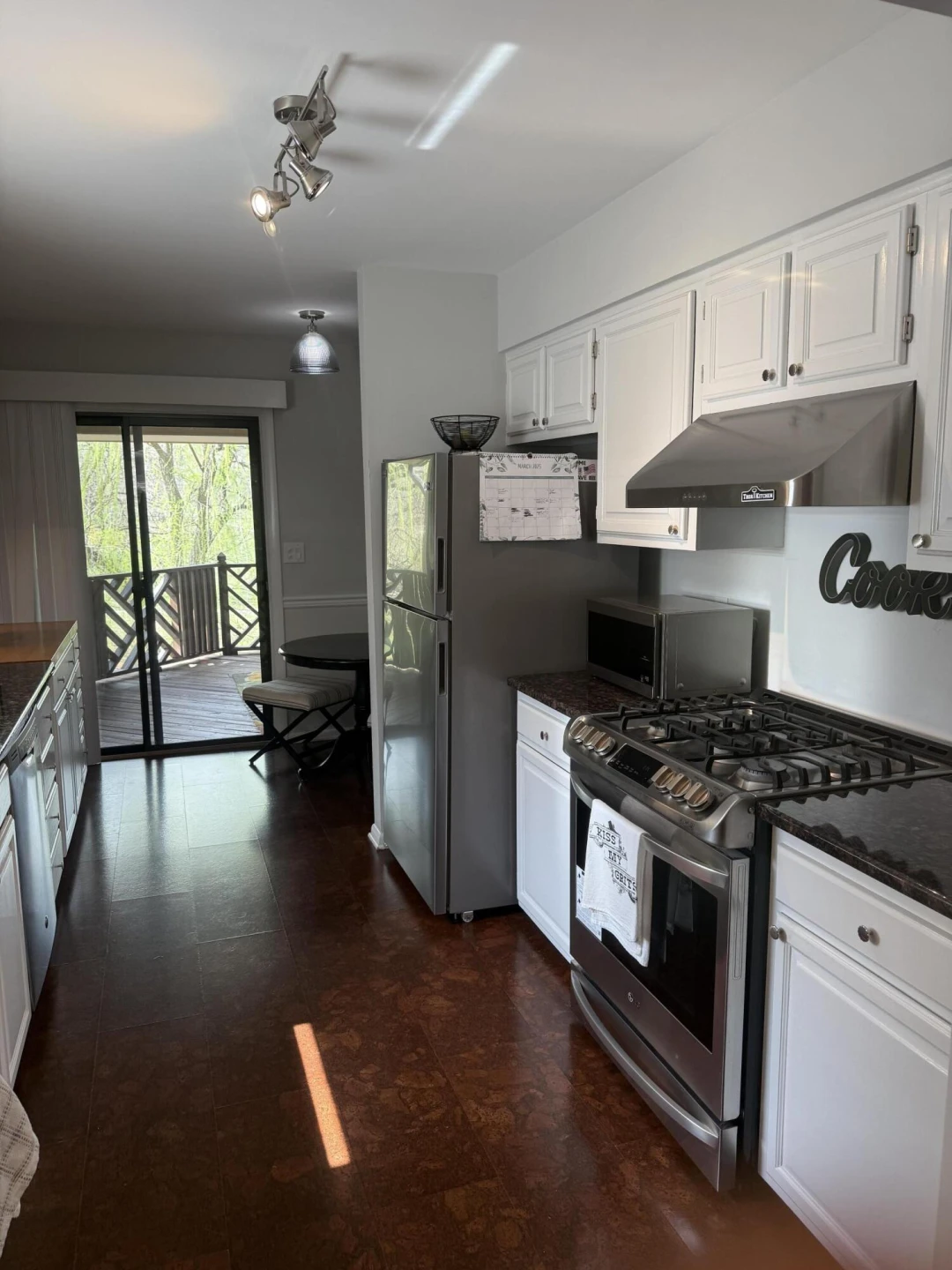 218 Windward DR - Photo 11
