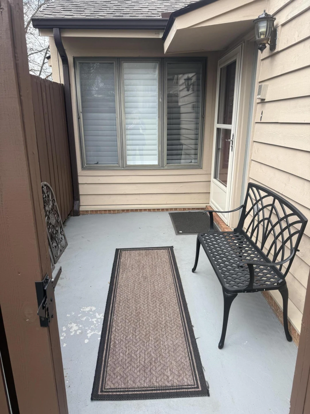 218 Windward DR - Photo 2