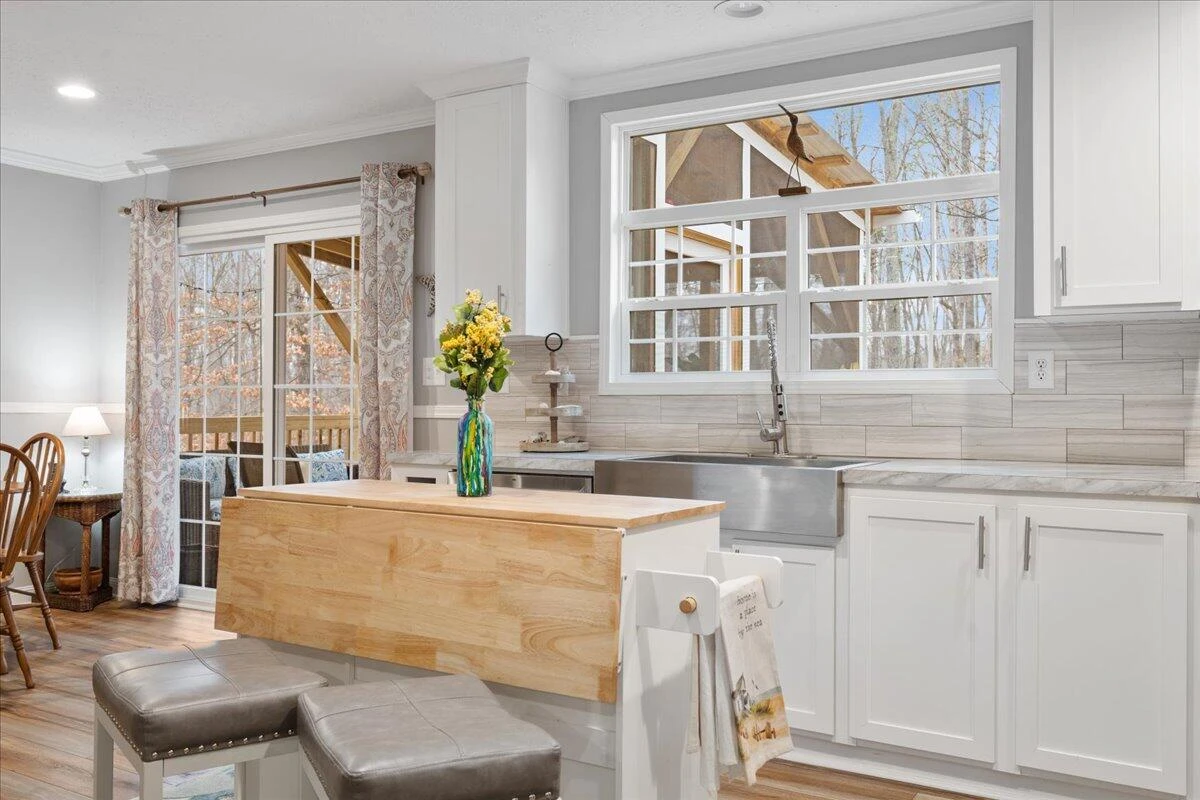 305 Snug Harbor TRL - Photo 10
