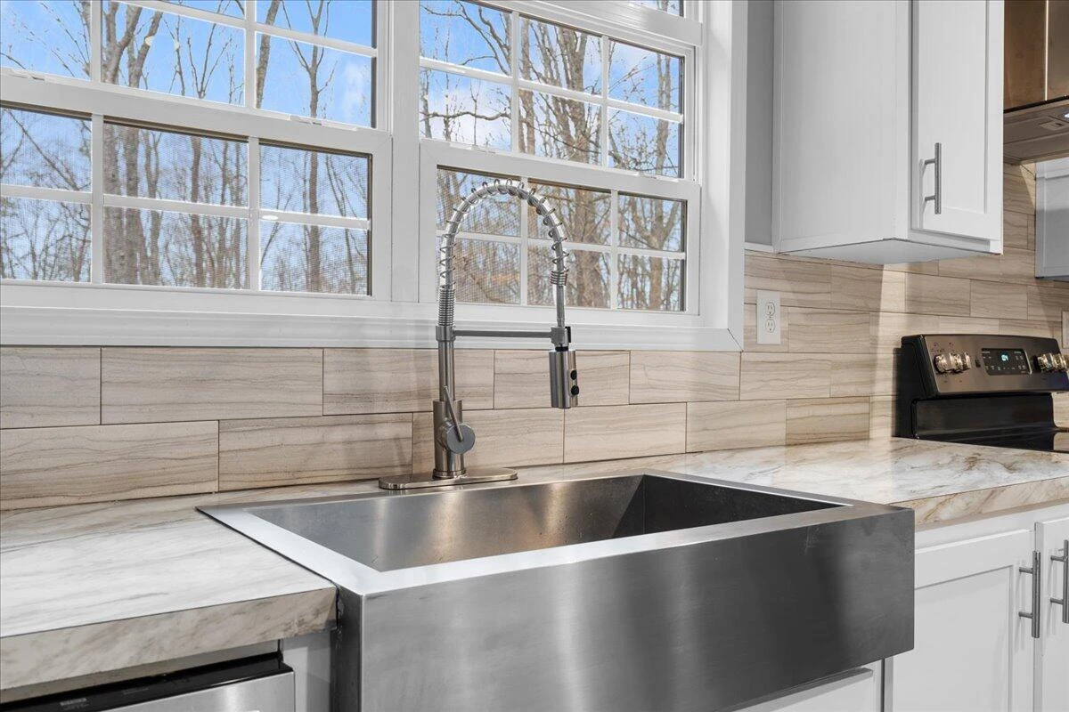 305 Snug Harbor TRL - Photo 11